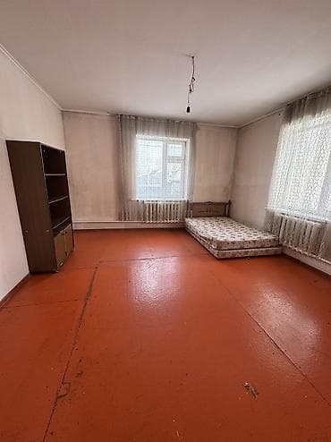 суточной кв ош: 90 м², С мебелью — 10