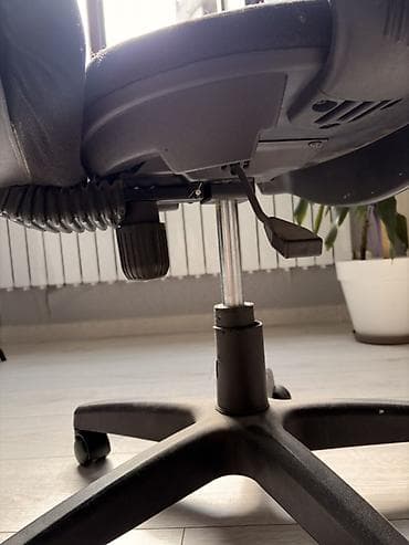 Офис креслолору: Офис креслолор, Колдонулган, Дөңгөлөктүү, түсү - Кара, Өзү алып кетүү, Акылуу жеткирүү — 3