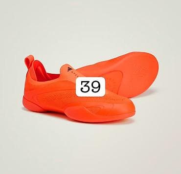 Прокат одежды: Самые топовые модели кроссовок по вкусной цене 
Успейте приобрести!!! — 7