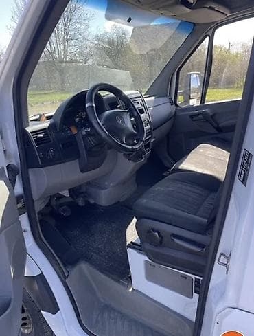 Кызматтар: Грузовой фургон Mercedes-Benz Sprinter с тентованным кузовом и — 2