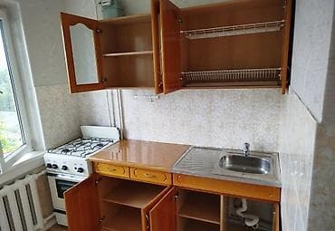 2 bedroom: Продаю 2-комн КВ 42м2 Район: Политех Серия 104 Ремонт — 8