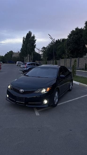 chrysler pacifica: Toyota Camry: 2012 г., 2.5 л, Газ, Седан — 1