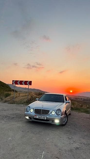Mercedes-Benz E-Class: 2001 г., 2 л, Кол менен иштөөчү, Бензин, Седан