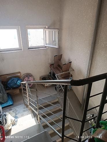 Отдам вещи детский на девочку и мальчика 7-8 лет и шкаф стол тумба at lalafo.kg Отдам вещи детский на девочку и мальчика 7-8 лет и шкаф стол тумба