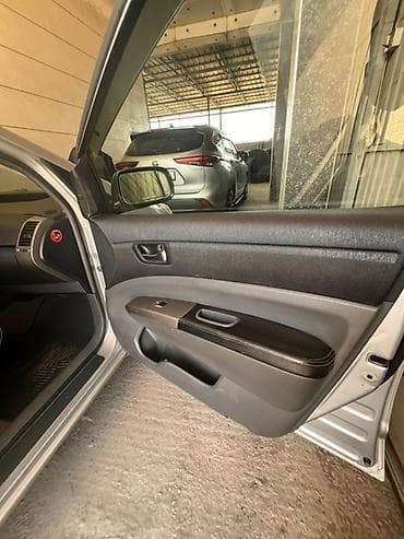 prius v: Toyota Prius: 2007 г., 1.5 л, Автомат, Гибрид, Хэтчбэк — 10