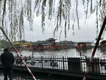 работа в бишкеке требуется: Требуется Менеджер маркетплейсов, Полный рабочий день, Без опыта, График: Шестидневка, Карьерный рост — 1