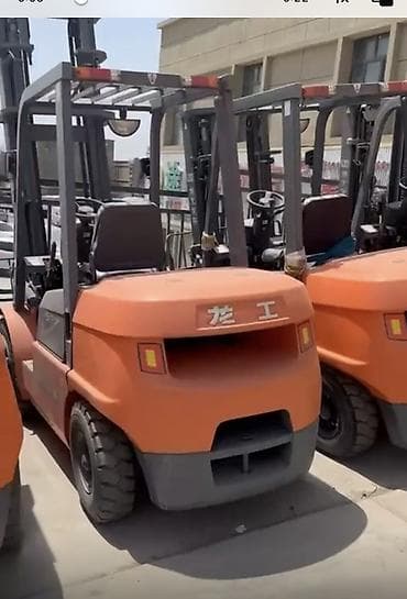 оптовый бетон: Погрузчик, LiuGong, Колесный, Вилочный — 1