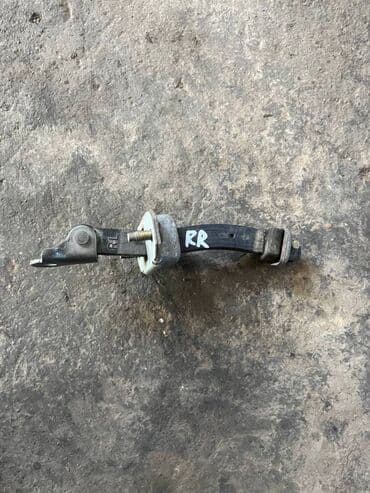 субару двери: Subaru Forester ограничитель двери, Субару Легаси дверной — 4