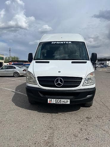 Транспорт: Жеңил жүк ташуучу унаа, Mercedes-Benz, Стандарт, 3 т, Колдонулган — 6