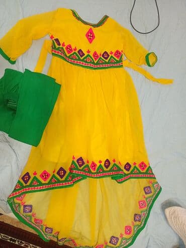 спортивные костюмы для девочек: Новые Индийские нарядыразмеры указаны на фото
 дет.на 8-10лет — 11