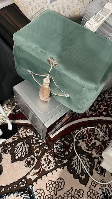 Кресла: Банкетки-пуфы с крышкой, набор из 3 размеров. - Материал обивки — 3