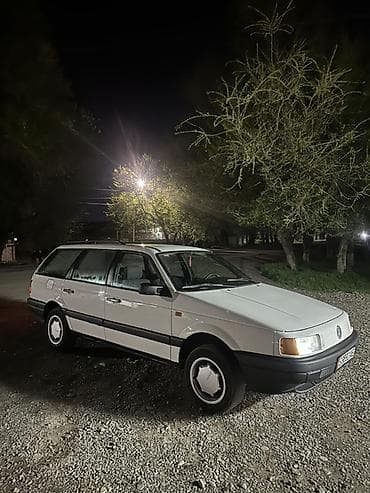 Volkswagen Passat Variant: 1990 г., Ручные, Бензин, Универсал