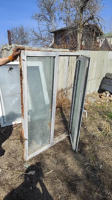 раковину с тумбой и зеркалом: Готовое пластиковое окно, Тип окна: Форточка, Б/у, Без установки, Без рассрочки — 2