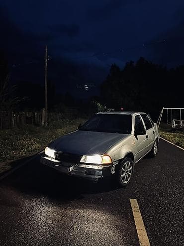 650: Daewoo Nexia: 2003 г., 1.5 л, Механика, Бензин, Седан — 3