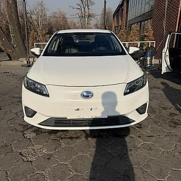 BYD : 2019 г., 1 л, Автомат, Электромобиль, Седан at lalafo.kg BYD : 2019 г., 1 л, Автомат, Электромобиль, Седан