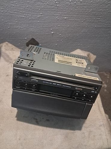 скупука диски: Центральная консоль Subaru 2003 г., Б/у, Оригинал — 3