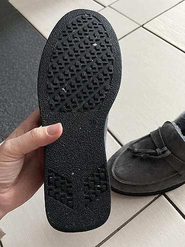 женская кожаная обувь бишкек: Лоферы брала в Лионе. 36 размер, но я их постирала и стали на размер — 3