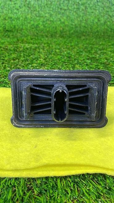 x5 4 4: Поддомкратник Bmw 5 F10 3.0 N55 2010 (б/у) Марка: BMW Модель: 5 Год — 6