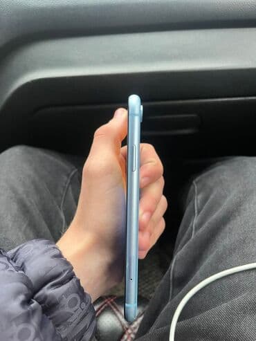 наружный чехол: IPhone Xr, Б/у, 128 ГБ, Голубой, Чехол, 77 % — 3