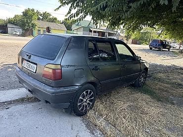 Унаа сатуу: Volkswagen Golf: 1992 г., 1.8 л, Кол менен иштөөчү, Газ — 4