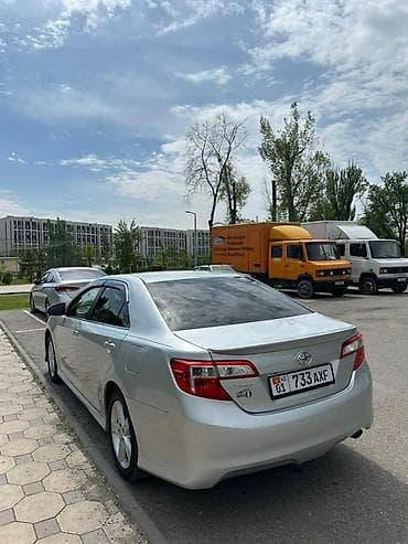 b class: Toyota Camry: 2014 г., 2.5 л, Автомат, Бензин, Седан — 7