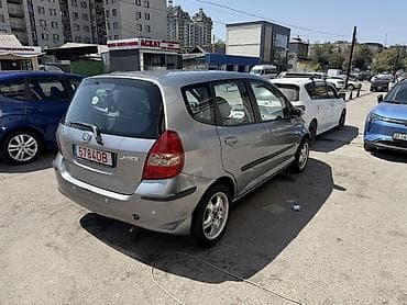 тайота джаз: Honda Jazz: 2008 г., 1.4 л, Вариатор, Бензин, Хэтчбэк — 6