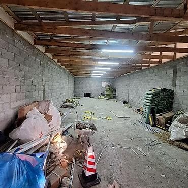 сдам бокс: Сдаю помещение 90м.кв свет, вода, канализация есть таатан склад — 2