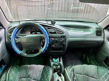 Унаа: Chevrolet Lacetti: 2011 г., 1.5 л, Кол менен иштөөчү, Бензин, Седан — 4