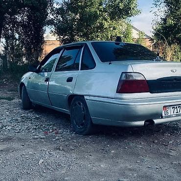 Daewoo Nexia: 2005 г., 1.5 л, Механика, Седан — 4