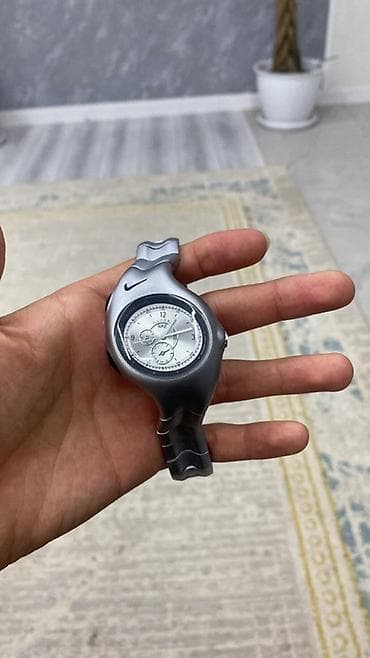Аксессуары: Часы Nike Triax Super Chrono (кварцевые) - Корпус и браслет: литой — 1