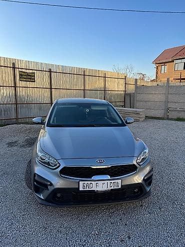reno duster: Kia Cerato: 2019 г., 1.6 л, Автомат, Бензин, Седан — 2