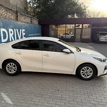 kia ev3: Kia K3: 2020 г., 1.6 л, Автомат, Бензин, Седан — 4