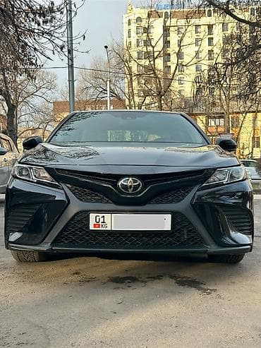 Toyota Camry: 2019 г., 2.5 л, Автомат, Бензин, Седан