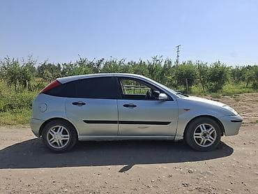Ford Focus: 2004 г., Механика, Бензин, Хэтчбэк — 4