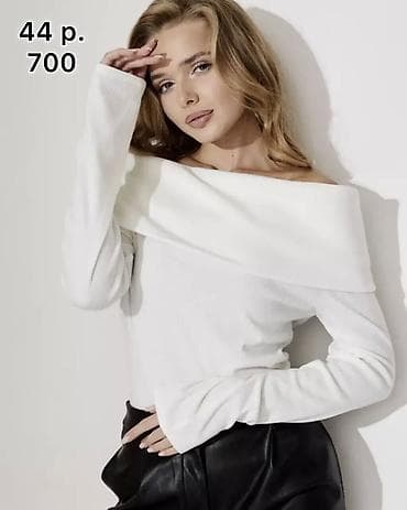 женские свадебные белые туфли: Шёлковый топ под пиджак - 500 сом Чёрный- 44 размер Белый - 48, 52 — 5