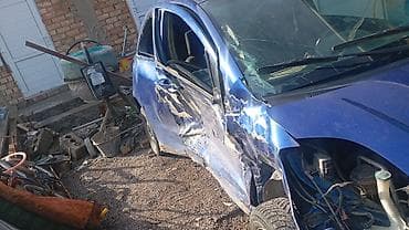 тоета ярист: Куплю дверь правый на Тойота Ярис как на фото — 1