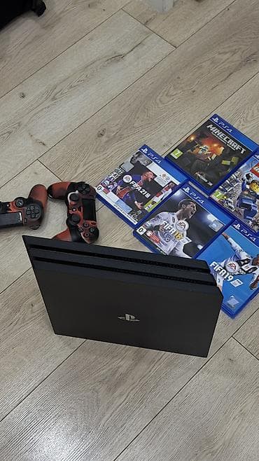 Видеоигры и приставки: Продаю Sony PlayStation 4 Pro 1TB (CUH-7016B) 🎮 2 оригинальных — 2