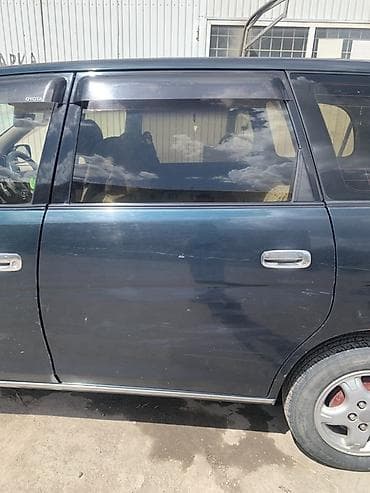 audi в4: Toyota Gaia: 1998 г., 2 л, Автомат, Бензин, Минивэн — 8