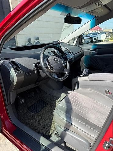 Транспорт: Toyota Prius: 2006 г., 1.5 л, Гибрид, Хетчбек — 2