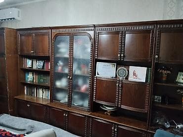 мебели новые: Гарнитур для гостиной в классическом стиле Состав: - Двухместный — 4