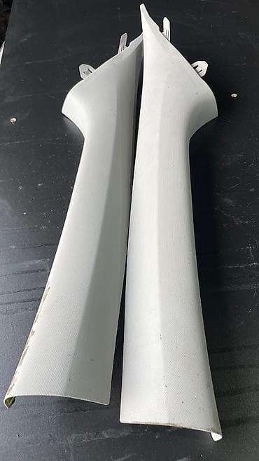 Салонный пластмасса