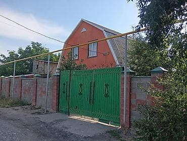 Үйлөр: Мансардный дом Продаётся просторный мансардный дом с благоустроенной — 1