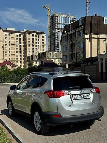 Toyota RAV4: 2015 г., 2.5 л, Автомат, Бензин, Кроссовер