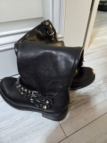 обувь для охоты: Женская обувь — стильная подборка пар 1) Черные полусапожки из замши — 7