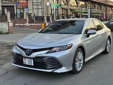камру: Toyota Camry: 2018 г., 2.5 л, Автомат, Гибрид, Седан — 1