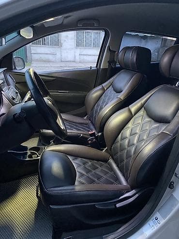 спарк spark: Chevrolet Spark: 2017 г., 1 л, Ручные, Бензин, Хэтчбэк — 8