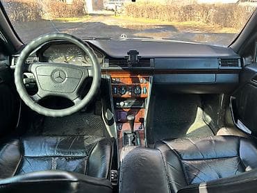 мерс сшка: Mercedes-Benz W124: 1995 г., 2.8 л, Автомат, Бензин, Седан — 7
