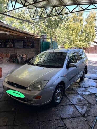 срочно продам авто в связи с переездом: Ford Focus: 2001 г., 1.6 л, Механика, Бензиновая, Универсал — 2