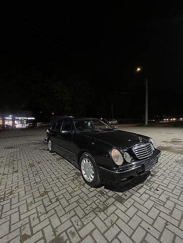 ешка 220: Mercedes-Benz E-Class: 2002 г., 3.2 л, Автомат, Дизель, Седан — 3