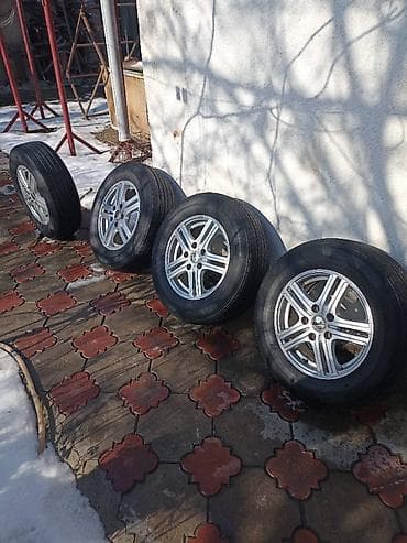 Колеса в сборе 205 / 70 / R 15, Лето, Б/у, Комплект, Легковые, Литые, отверстий - 5